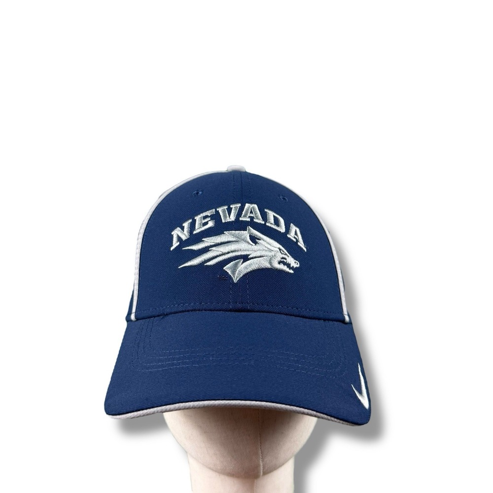 Nike Legacy 91 Dri-Fit University of Nevada Wolfpack OSFM Stretch Fit Hat EUC